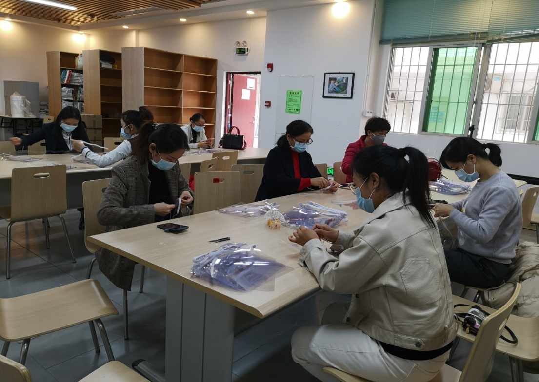 C:\DOCUME~1\lenovo\LOCALS~1\Temp\WeChat Files\a8c9b5b44e2edb2be177878d7680648.jpg