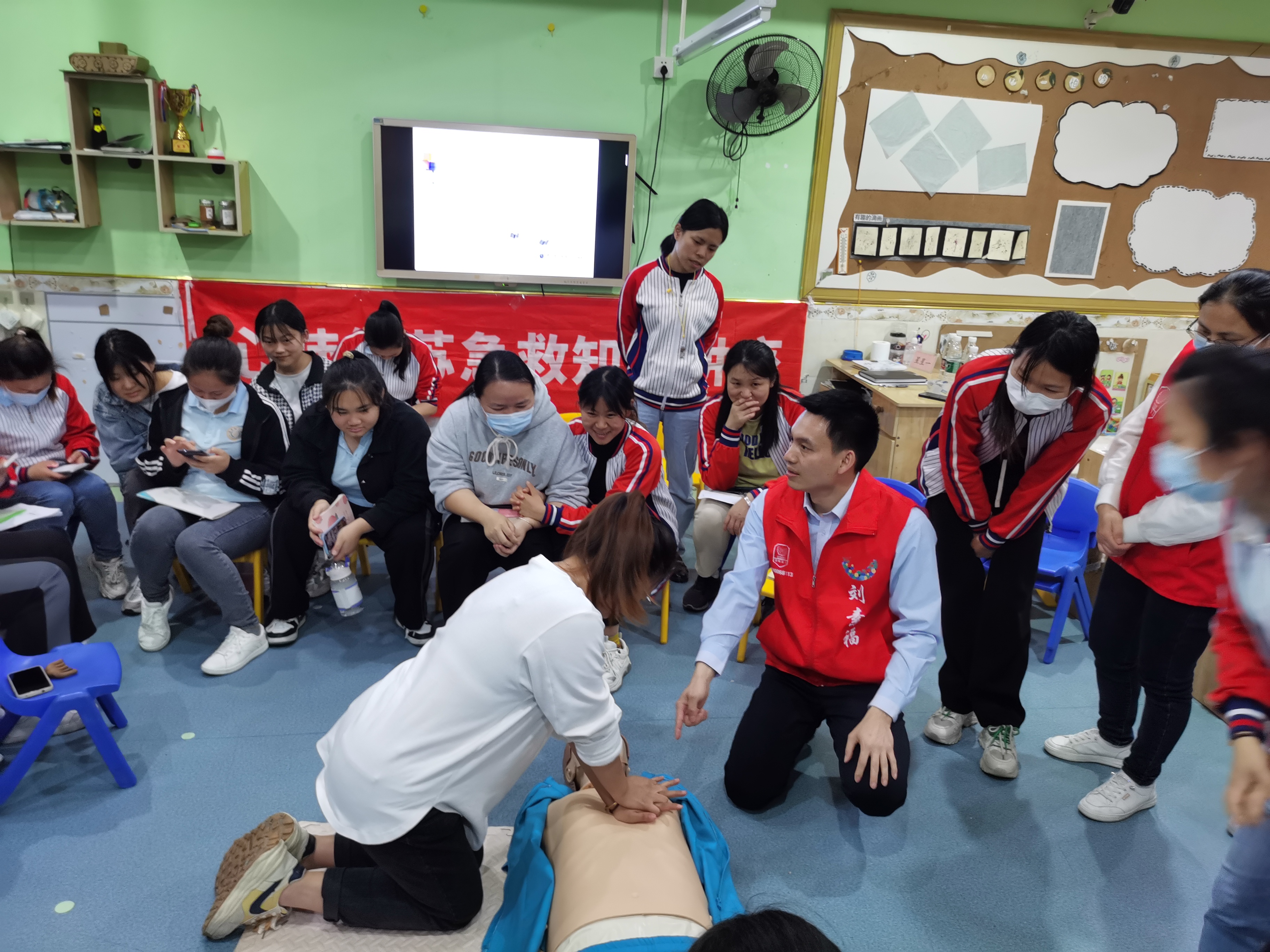 b0662d4789b47d0aae8ac72b2d06bfe