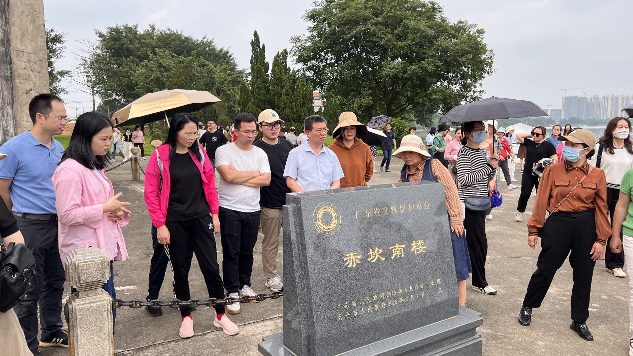 C:\Users\ADMINI~1\AppData\Local\Temp\WeChat Files\92062bff5007d40a8c79453ba0d0c01.jpg