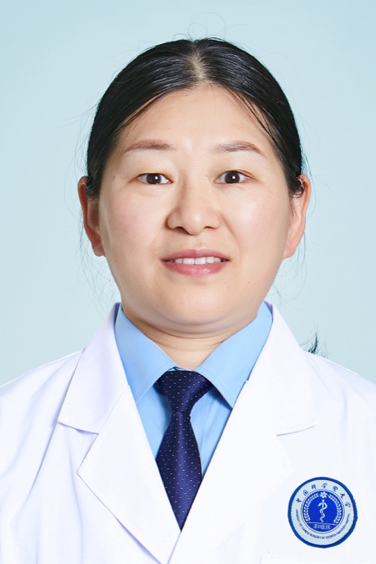 副主任医师 黄彩云