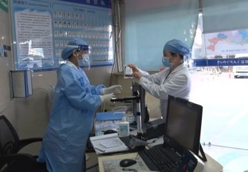 暖暖“防感汤”守护医护健康