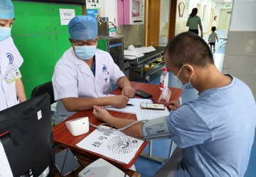 光明区医防融合社区用药项目近日正式启动