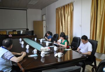 宝安区人民医院一行莅临我院参观考察家庭病床和医养结合工作