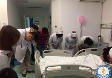年轻妈妈病逝捐眼角膜：我想留下眼睛看着儿子长大