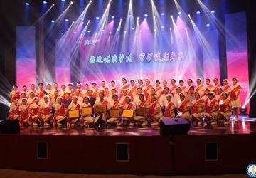 2017年光明新区庆祝“5.12”国际护士节表彰大会暨新护士授帽仪式