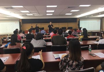 我院职康中心会员参加国家通用手语培训