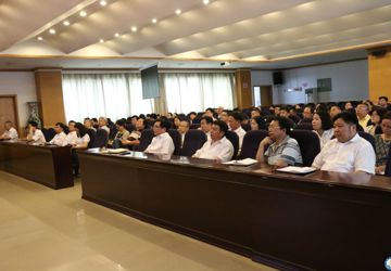 我院召开传达医院集团化改革专题会