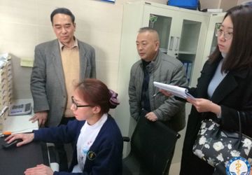 光明新区医疗集团接受社区健康服务机构考核专家组评估