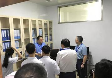 专家组到我院医学影像科督导检查