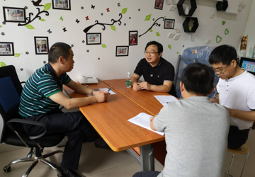 三甲办对东院区技术操作和诊疗规范培训情况进行检查
