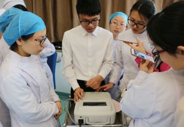 护理部完成全院护理骨干网络心电图培训