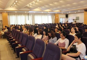 我院护理部开展5月业务学习