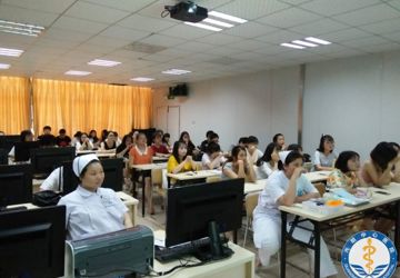 我院护理部开展实习生6月业务学习