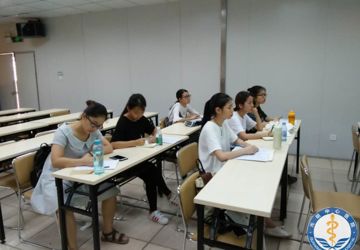 护理部开展实习生岗前培训