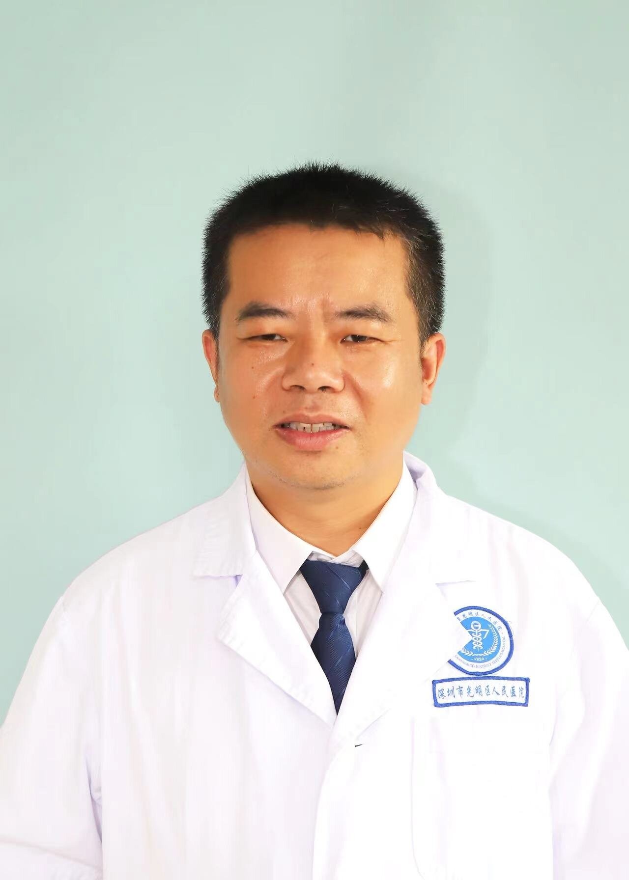 副主任医师 陈俊操