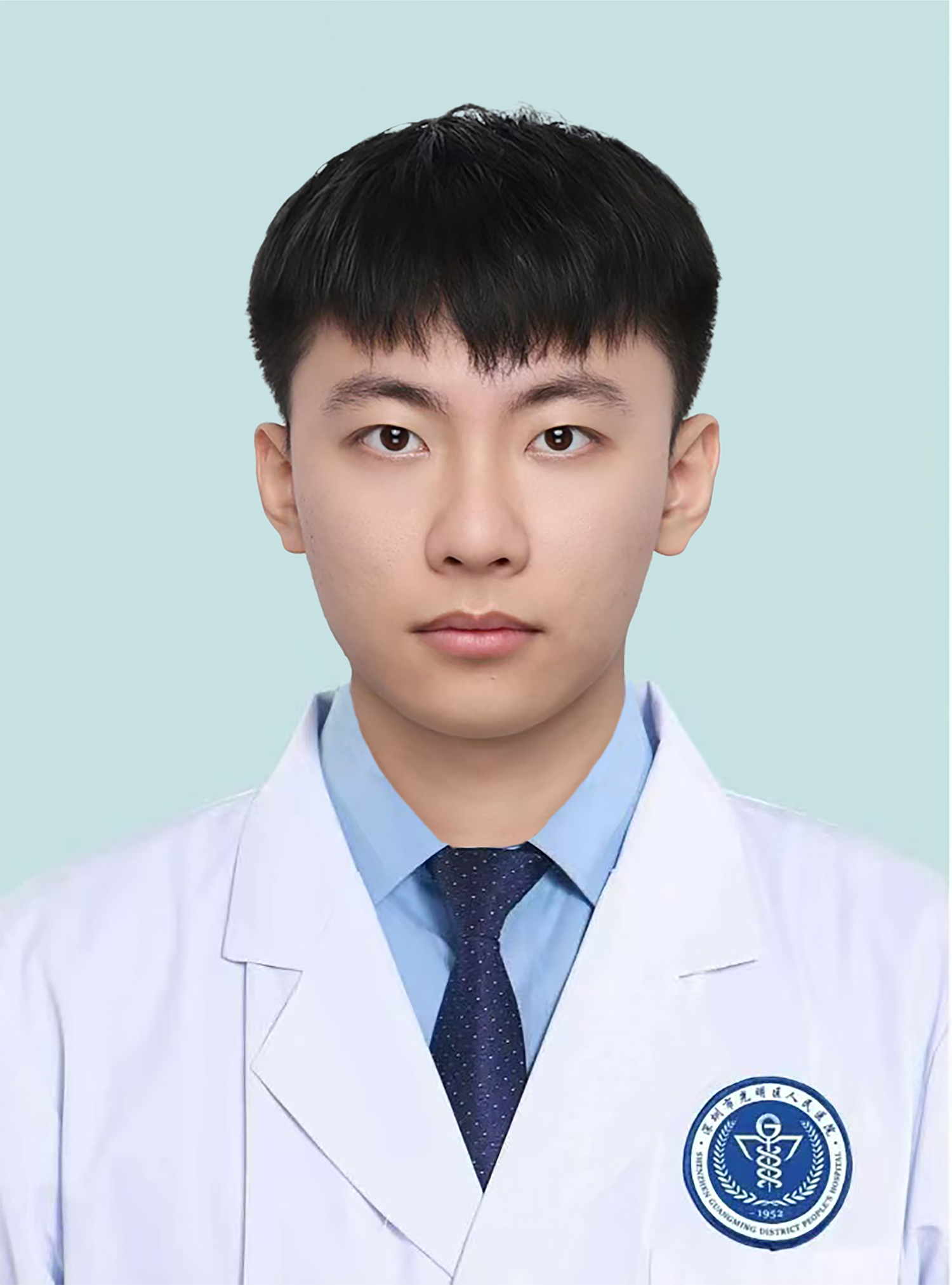 医学硕士 温梓键