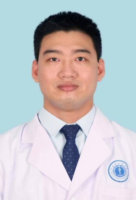 主治医师 陈亚仔