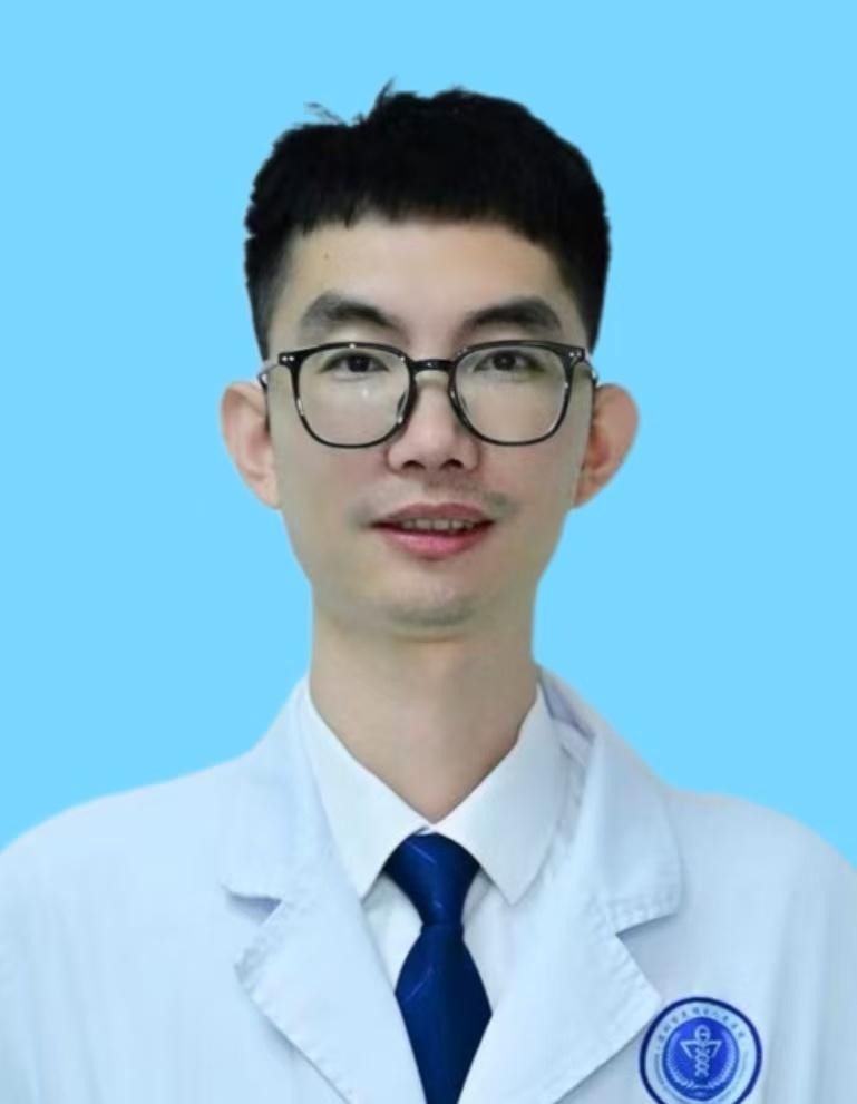 主治医师 董志锋