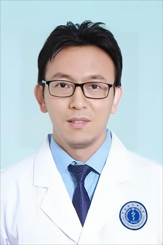 副主任医师 王心吉