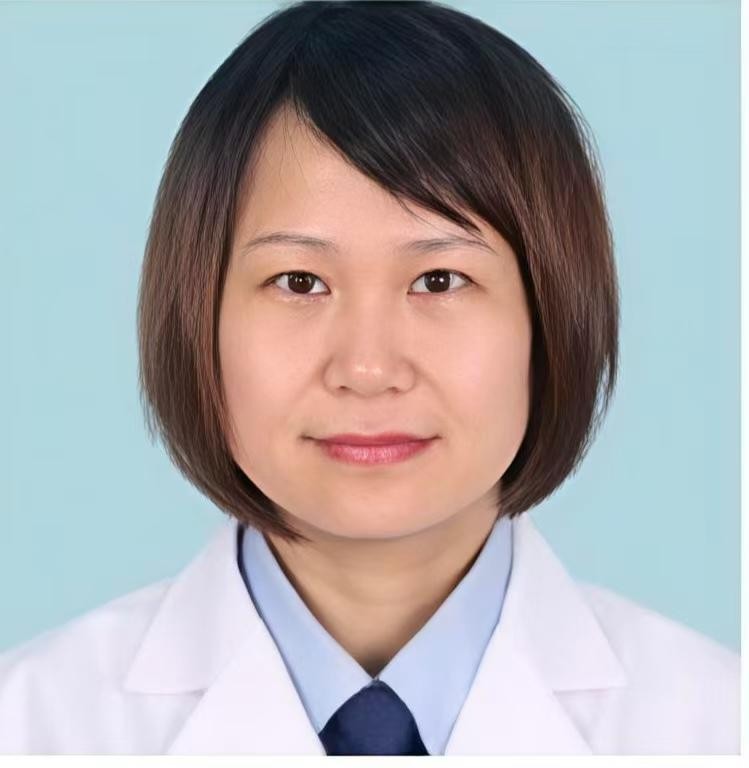 主治医师 周淑英