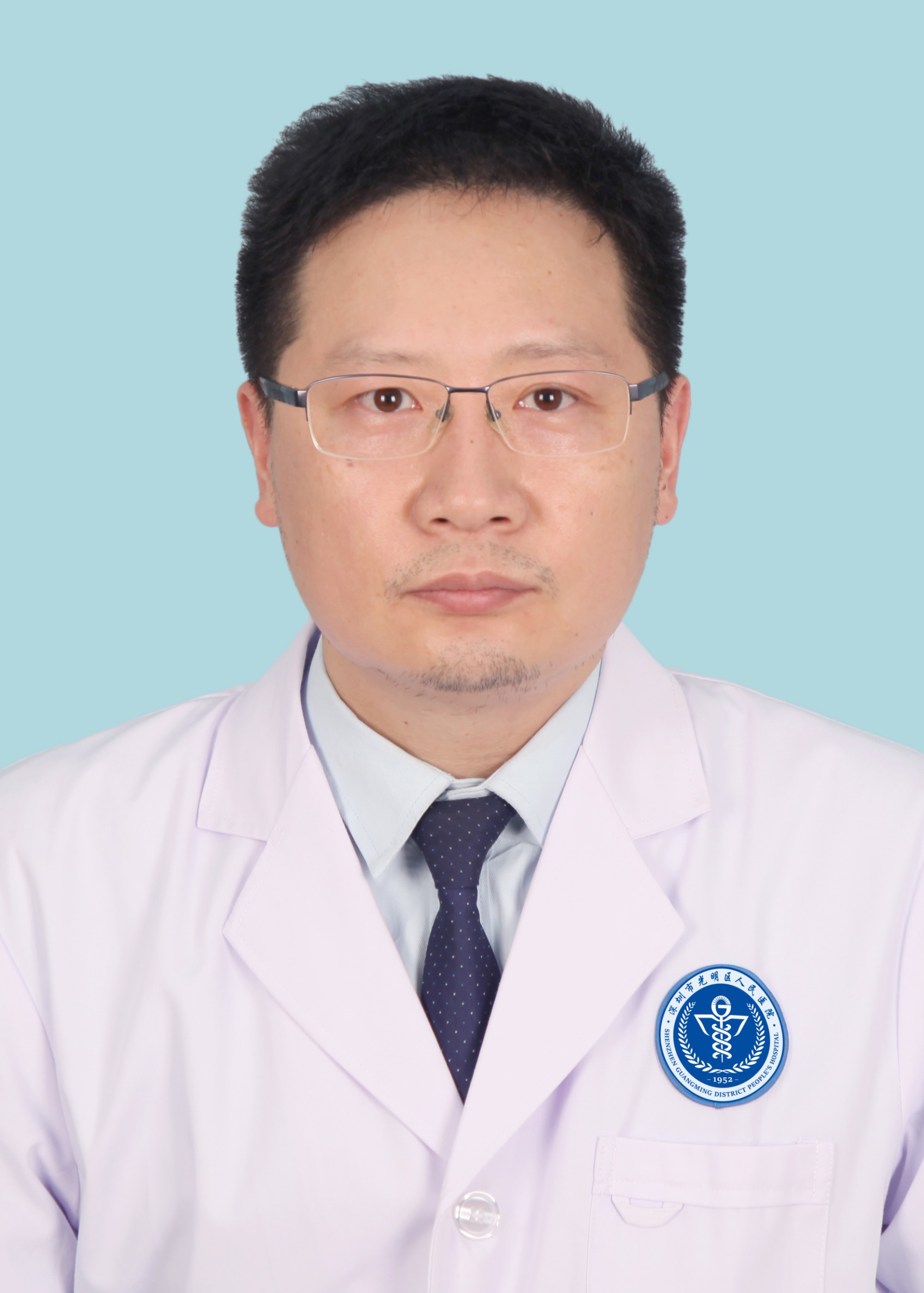 副主任医师 党伟