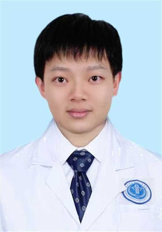 住院医师 许炯赋