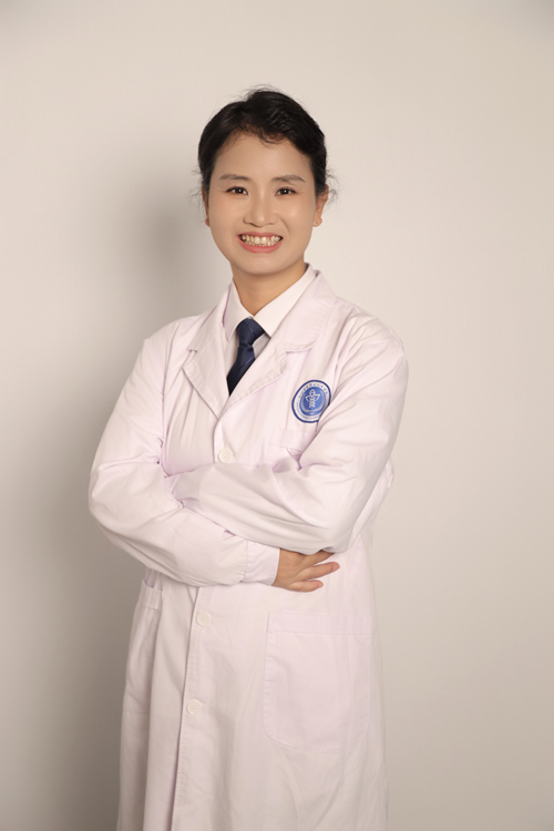 主治医师、硕士 彭丽媛