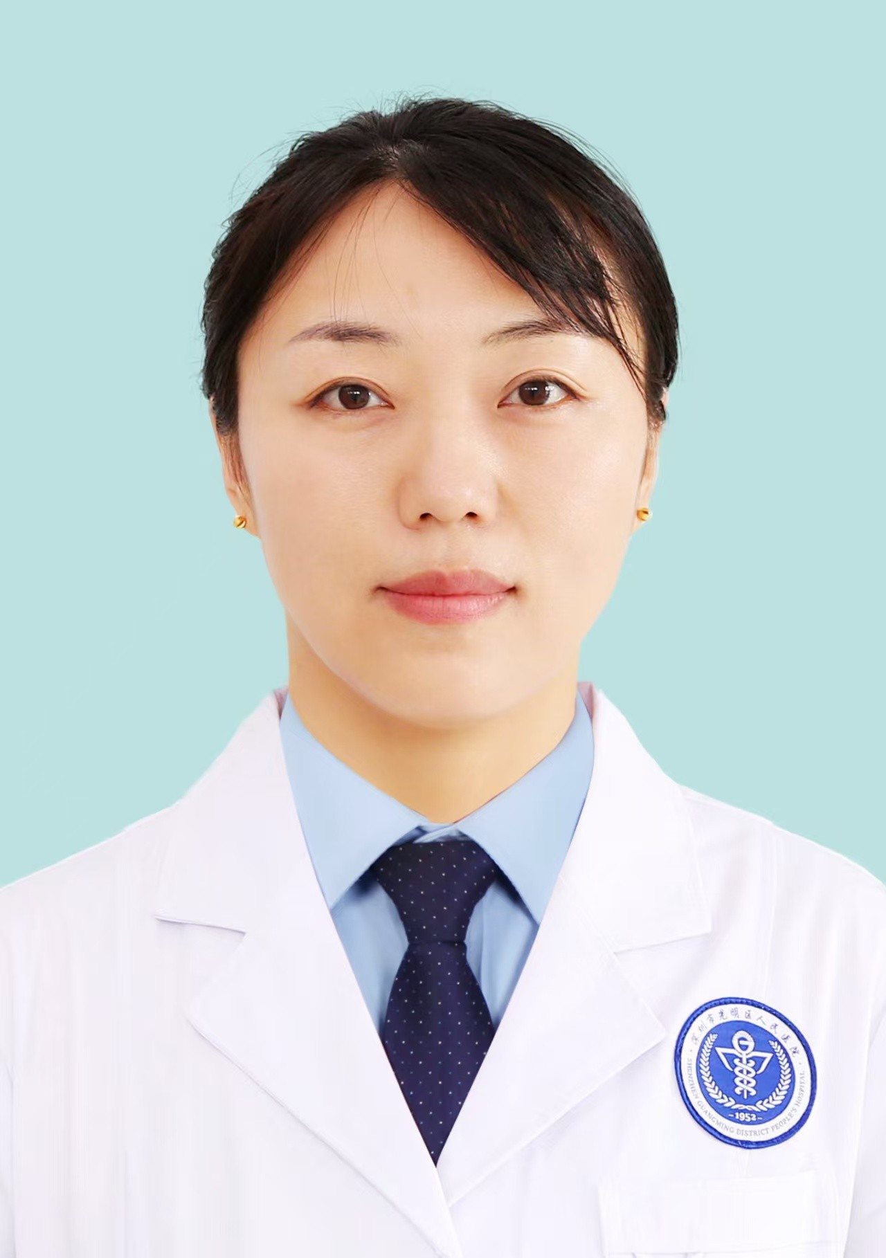 副主任医师 江畔