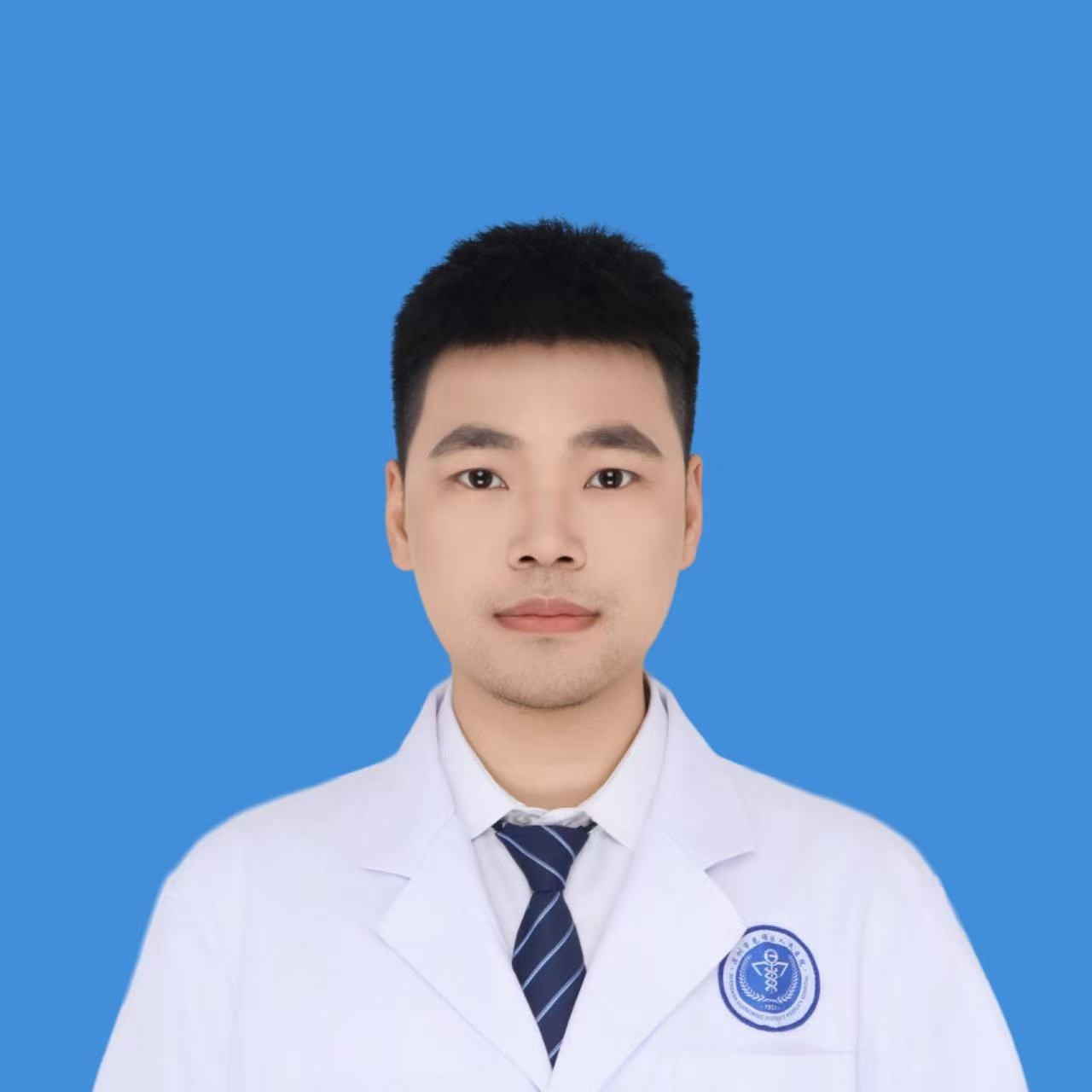 主治医师、硕士 张振宁
