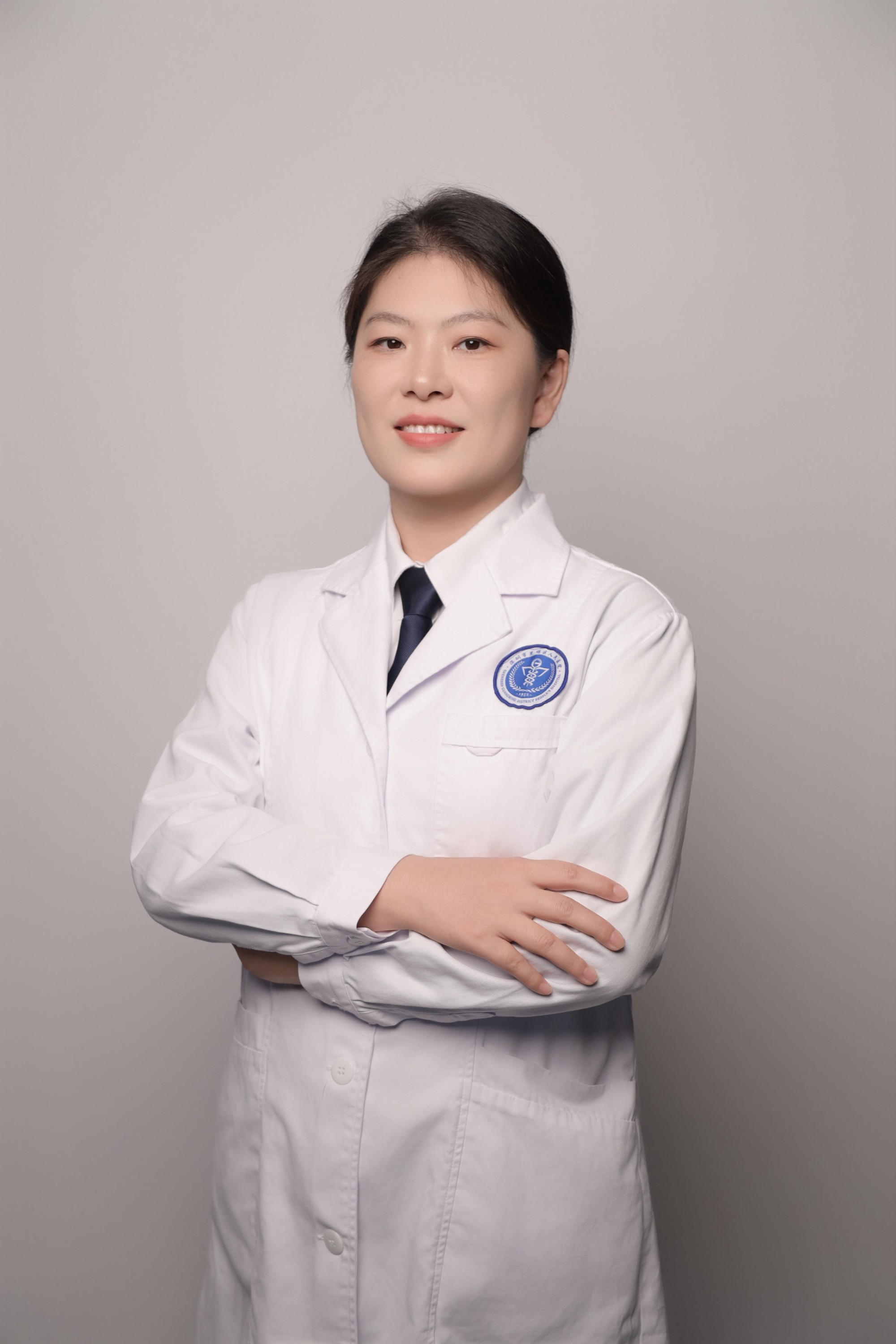副主任医师、硕士 郭雅丽